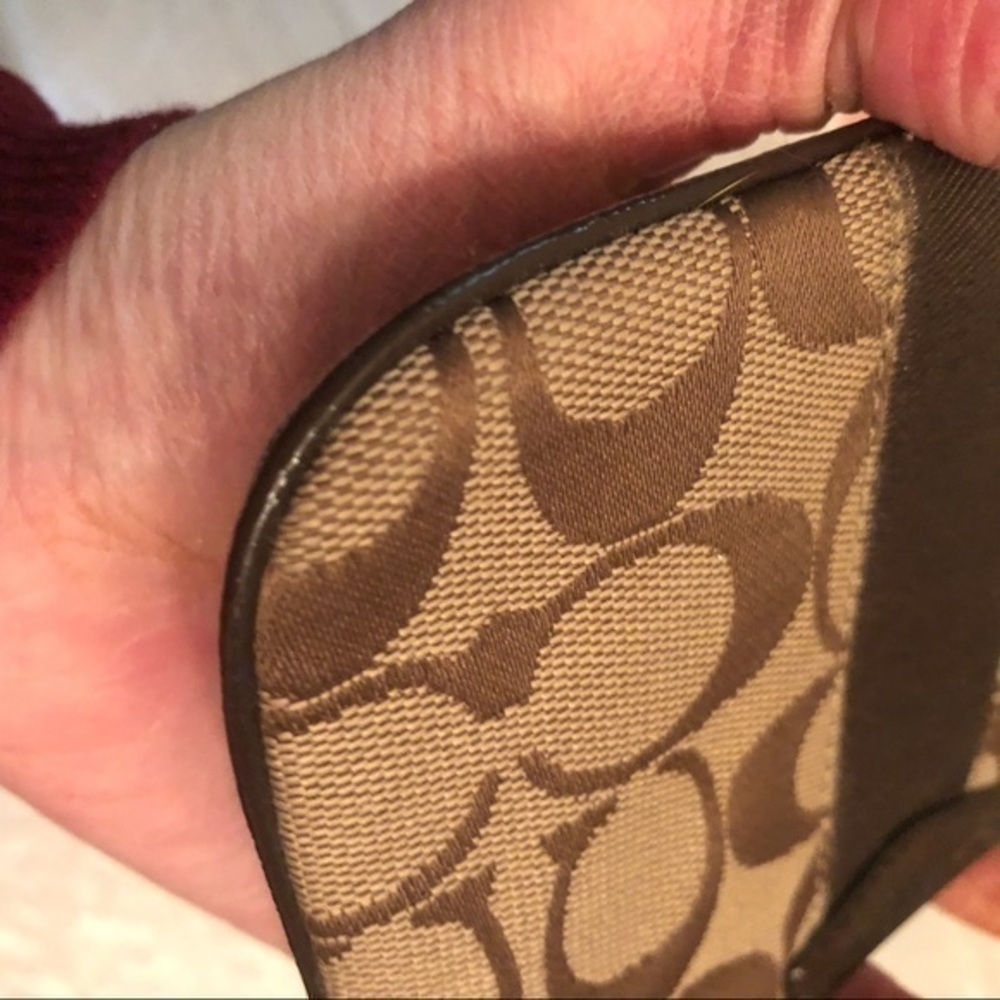 Coach brown Signature c striped wristlet bag - Picture 3 of 7